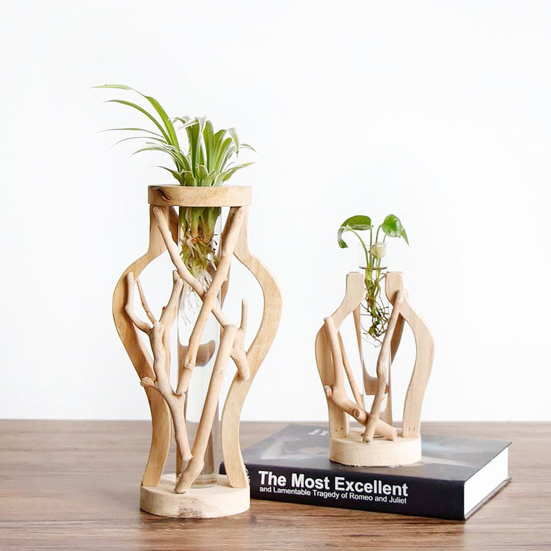 Holzvase | Einzigartige Dekoration für Pflanzen 0
