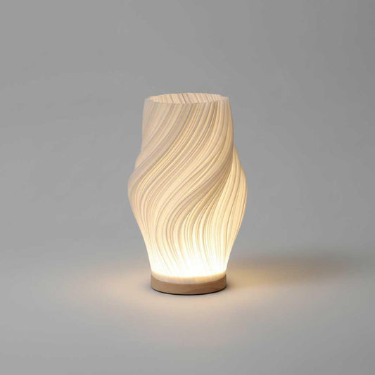 Wavecrest | Moderne Tischlampe mit Wellenförmigem Schirm
